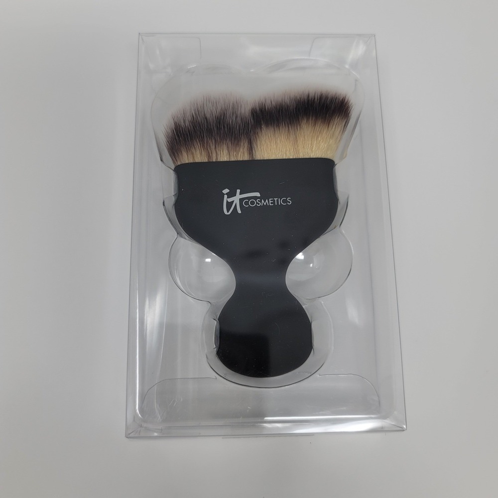 IT Cosmetics Heavenly Luxe Hello Cheekbones Highlight Contour Makeup Brush No 19 - Picture 2 of 2